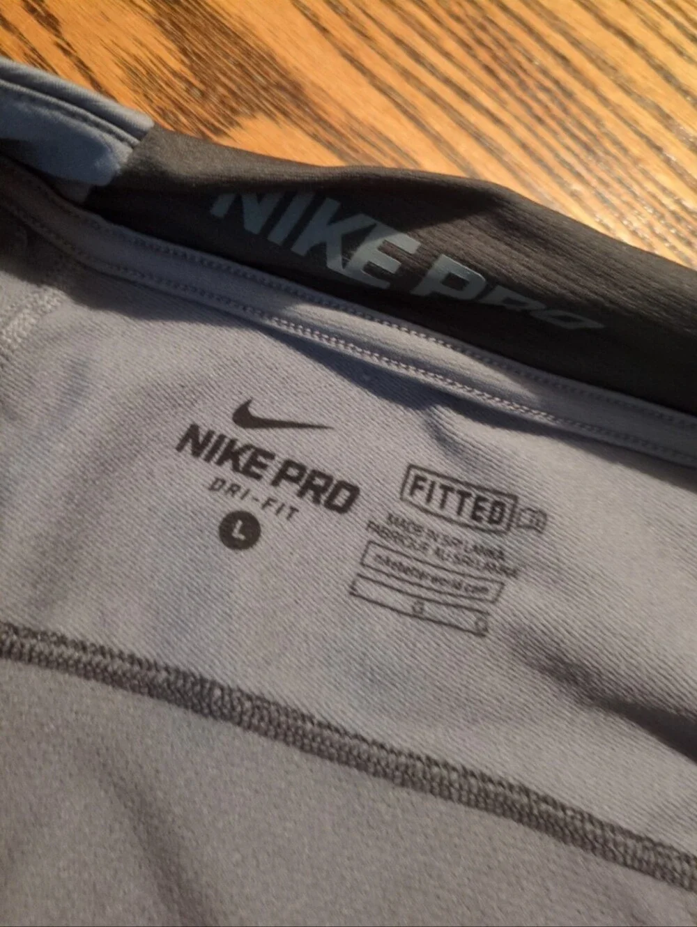 Nike pro quarter